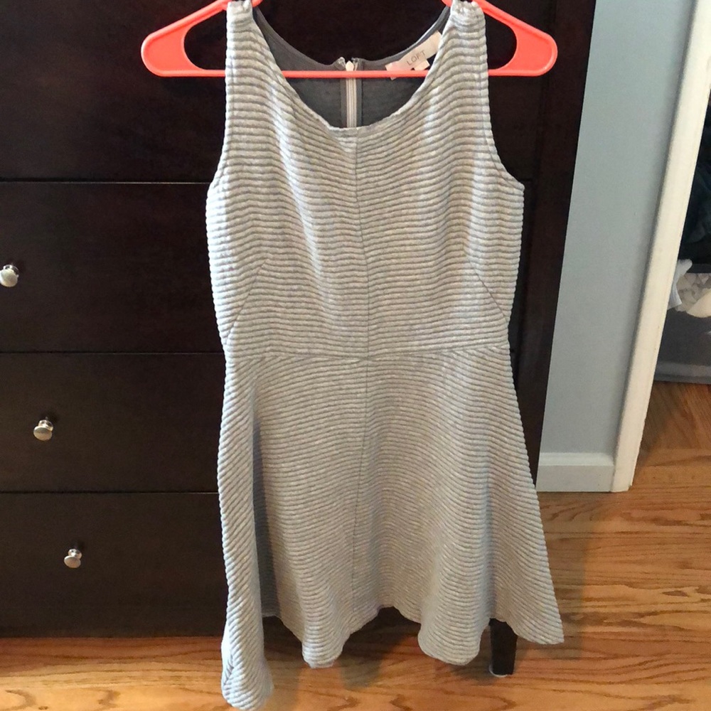 Grey dress, great material